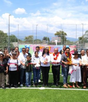 Atlixco invierte en infraestructura deportiva; Ariadna Ayala entrega multifeportivo