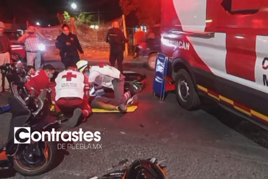 Diputada del PT arrolla a jóvenes motociclistas en Tehuacán; los reportan graves