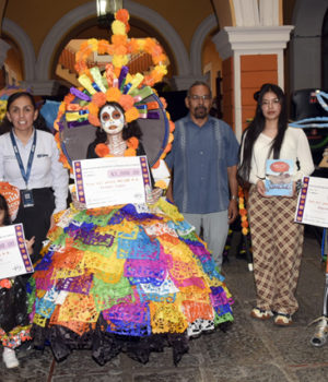 Realizan tercera edición del concurso “Catrincitas y Catrincitos”