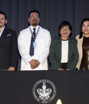Reconoce Rectora Lilia Cedillo a médicas y médicos del Hospital Universitario de Puebla