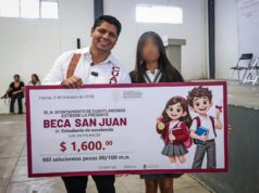 Omar Muñoz reconoce la excelencia con Becas San Juan