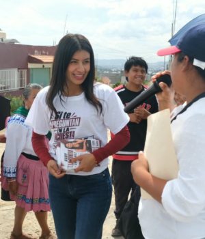Gaby ‘La Bonita’ Sánchez consolida la cercanía en La Resurrección
