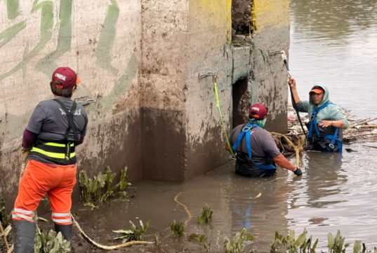 Gobierno de Pepe Chedraui, mantiene limpieza en vasos reguladores ante las lluvias registradas en Puebla